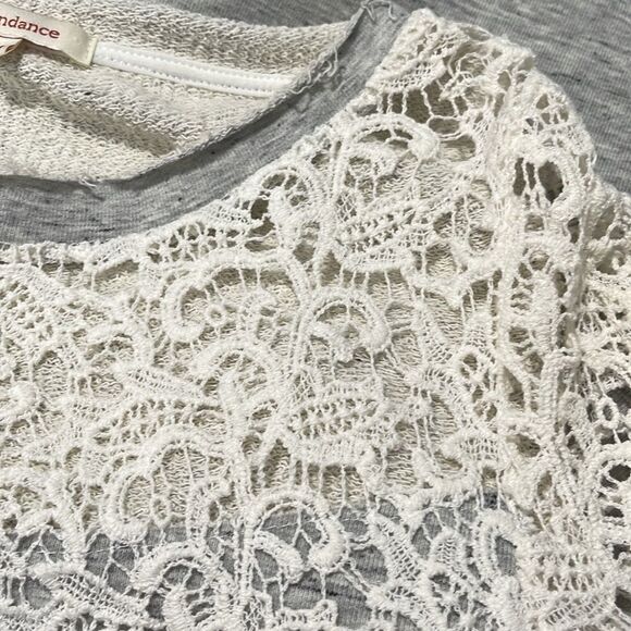 SUNDANCE Lace Overlay Tow Tone Sweater Sz M - Picture 9 of 12